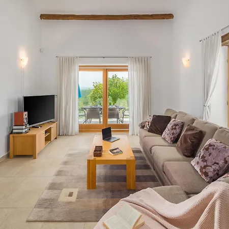 Cozy Home In Baredine With House A Panoramic View * Donje Baredine