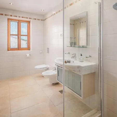 Cozy Home In Baredine With House A Panoramic View Holiday home Donje Baredine
